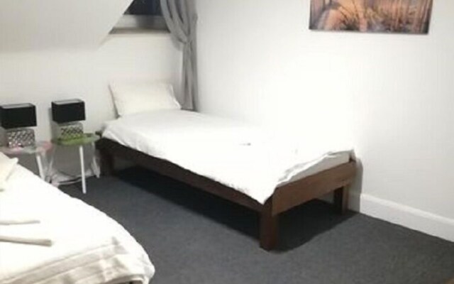 Royal Guest House II