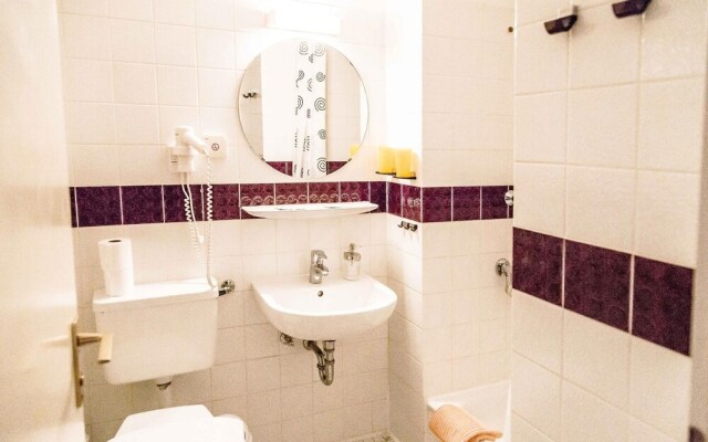 Seafront Apartment HS 460