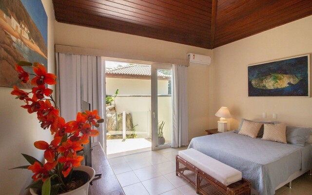 Maravilhosa Mansão em Frente à Praia