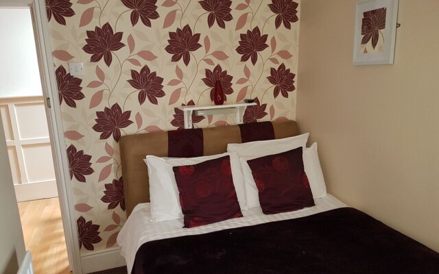 The Cresta Guest House