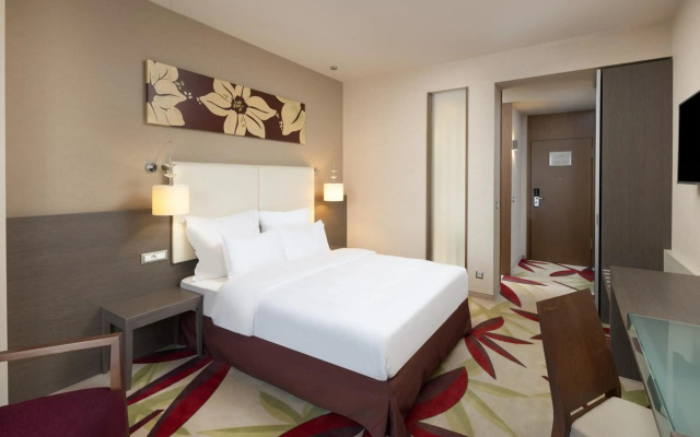 Golden Tulip Ana Dome