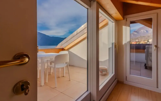 Aglaia Luxury Lake View