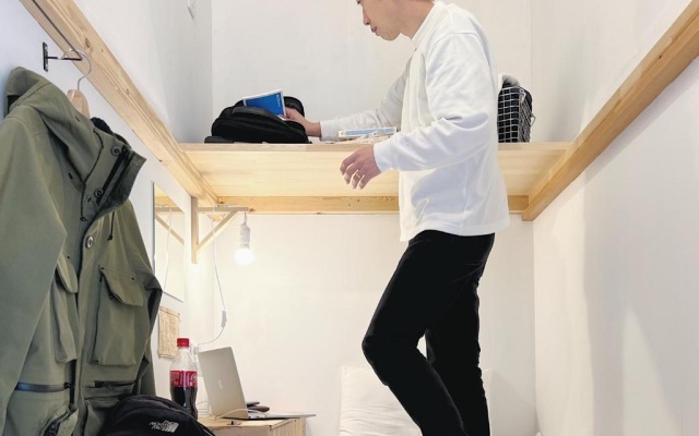 기숙사 내 침대 사진 4