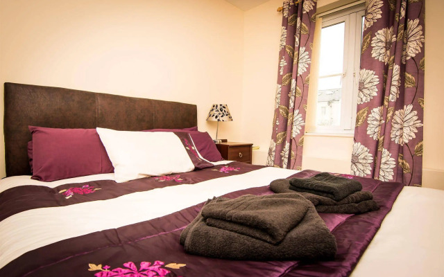 Albion Guest House & Apartments