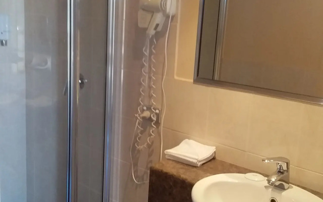 Desert Sand Motor Inn