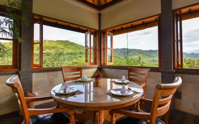 Sumberkima Hill Private Villa Retreat