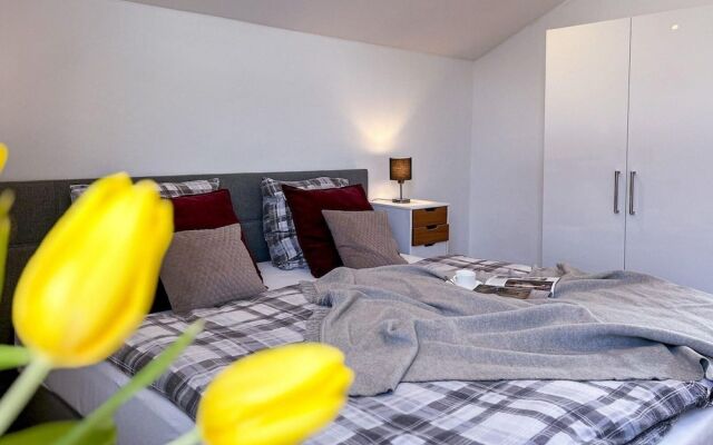 Modernes Split-level Haus Nahe am Hennesee