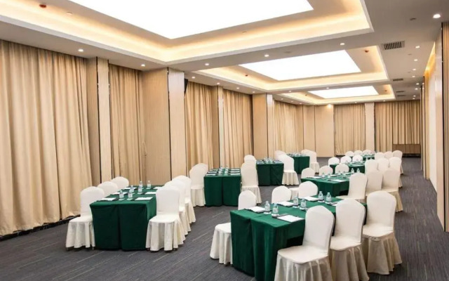 Hampton by Hilton Beihai Station