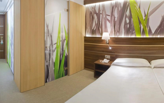 KAKTUS Hotel Volga