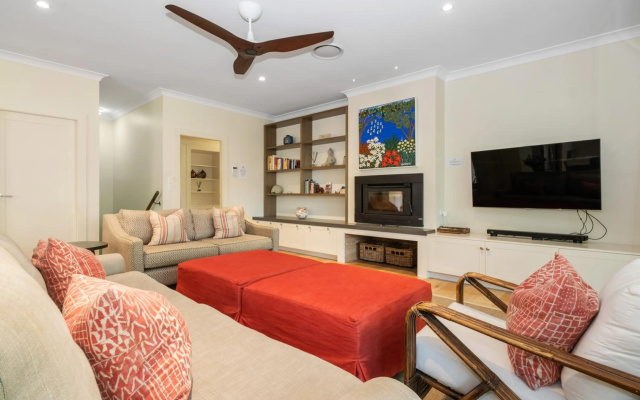 Sandalwood – Guest Rooms – Copacabana