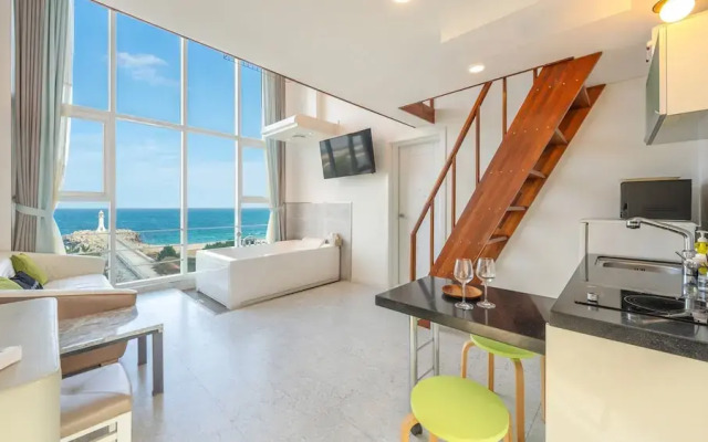 Gangneung Meerbrick Spa Pension