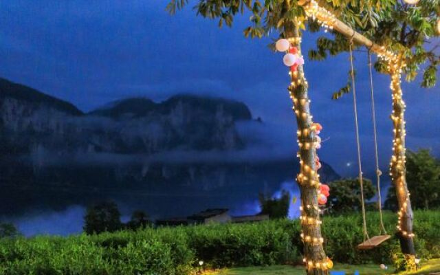 on the Hotel in Enshi Yunya