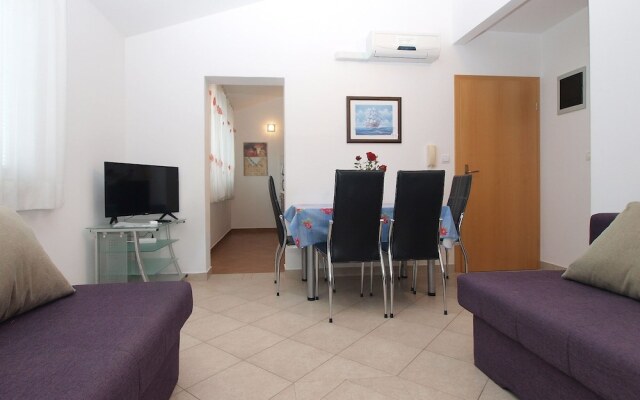 Apartment Mirsad 1282