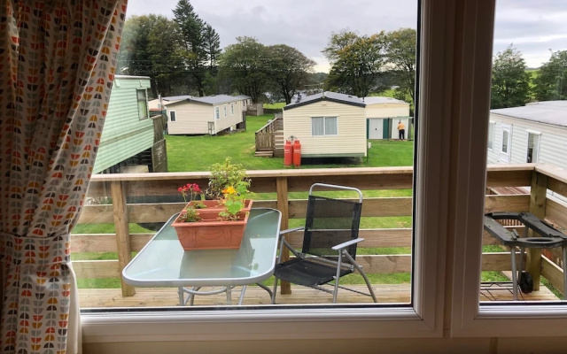 Family Caravan at Beautiful Three Lochs Park