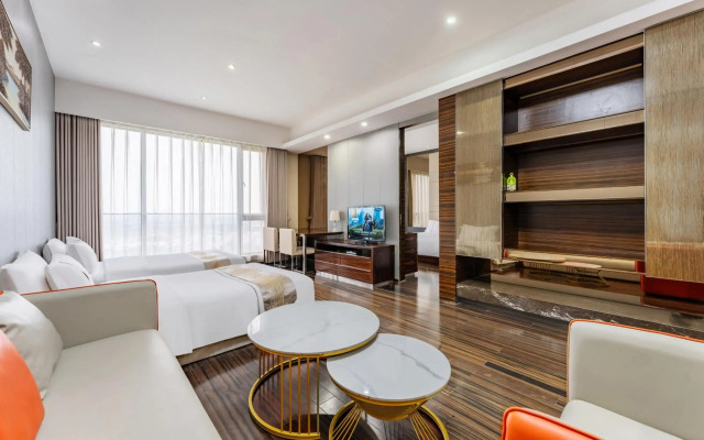 Yicheng Apartment PaZhou Poly World Center