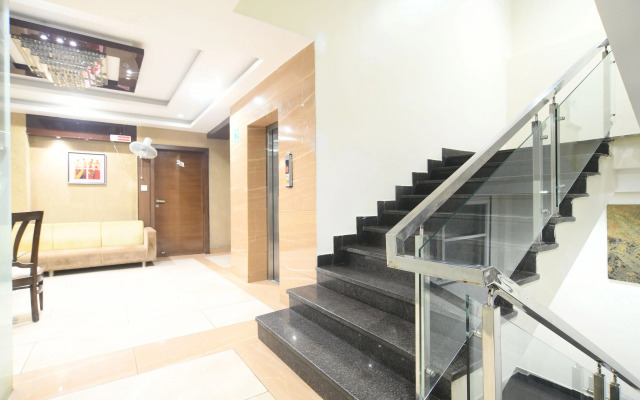 Treebo Trend Johri Regency