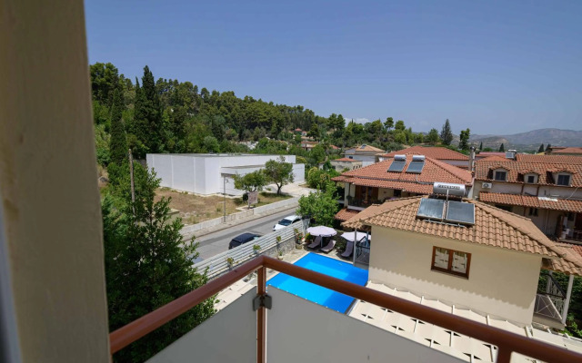 Neda Hotel