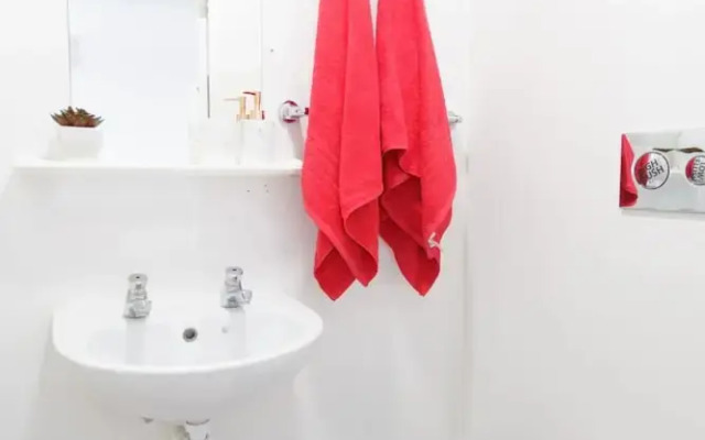 Student Only AXO Islington