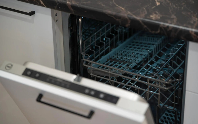 LetoApart (LetoApart) on Iskra street 66/9 building 1