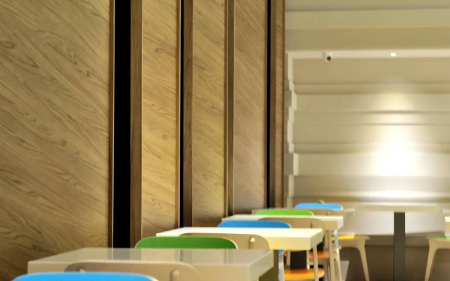 Green World Hotel Zhonghua