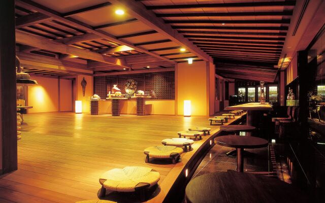 Akan Tsuruga Bessou HINANOZA