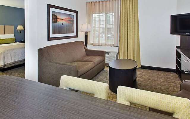 Sonesta Simply Suites Denver West Federal Center