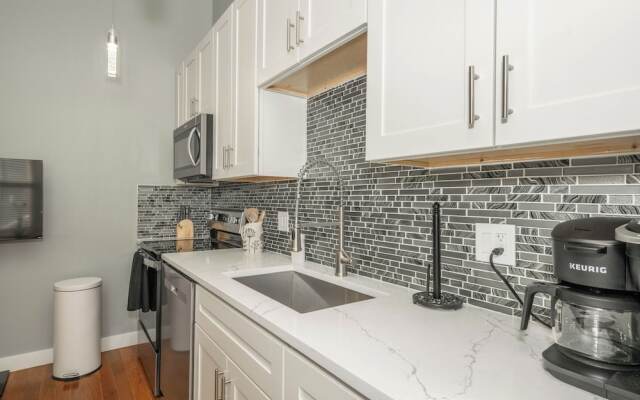 Findlay Market Suite 1