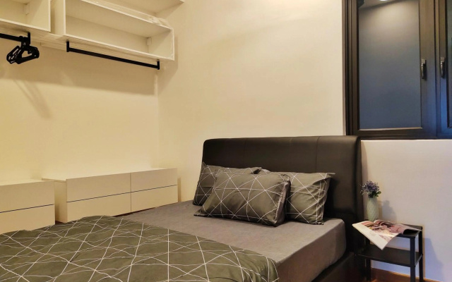 (New) Georgetown Execuite 2BR Homestay Suite@10pax – Guest Rooms – George Town