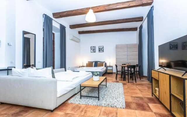 Karlova Residence