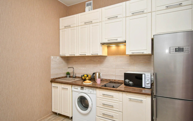 Суточно на улице Авиаторов 21