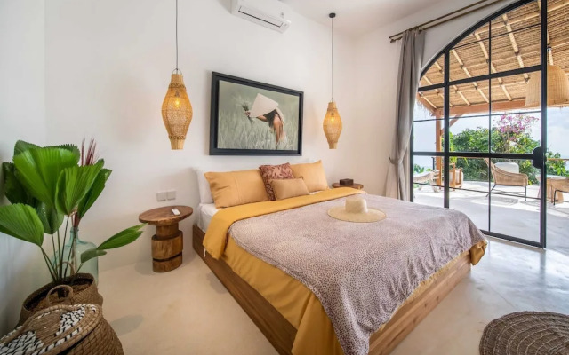 NEW ! Stunning 4BR Jungle View Villa in Lovina