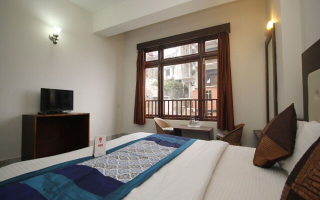 OYO 7620 Hotel Yukim Residency