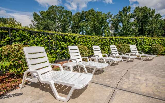 Quality Inn & Suites Jacksonville-Baymeadows
