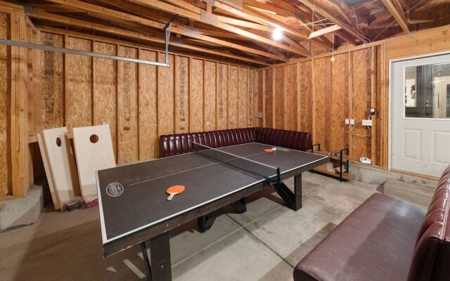 Coopers North in Old Town – Hot Tub & Pool Table!