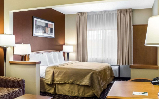 Quality Suites Near West Acres