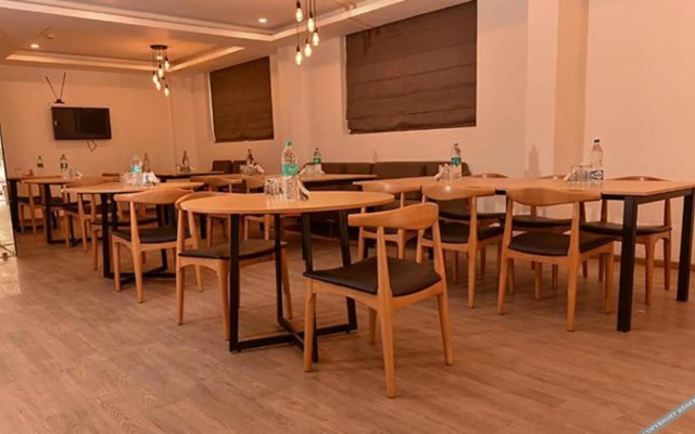 FabHotel La Serene Punjabi Bagh