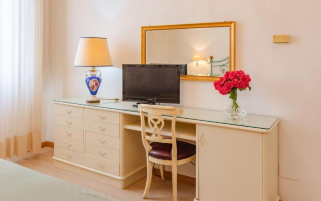 Hotel Belvedere