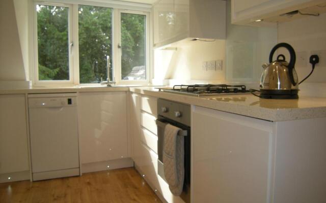 Brockenhurst Apartments
