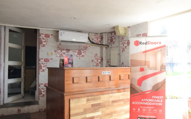 RedDoorz near Pelabuhan Tanjung Perak 2 Surabaya