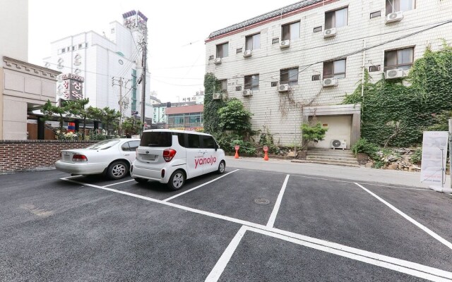 Cheonan Seongjeong J Hotel