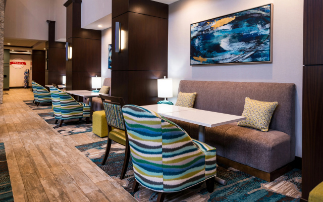 Hampton Inn & Suites Olympia Lacey