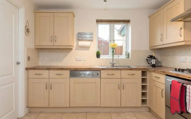 Large 5BR Home in Bedford Ideal for big Groups