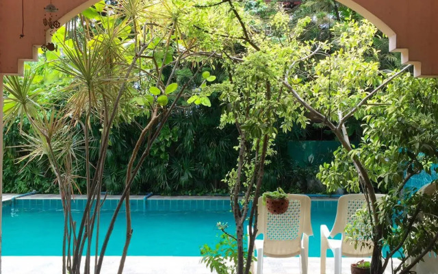 Royal Guesthouse at Chiang Mai Old City By Hjz