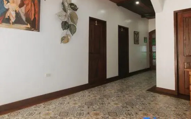 RedDoorz @ Casa Rafaelle Transient Ilocos Sur