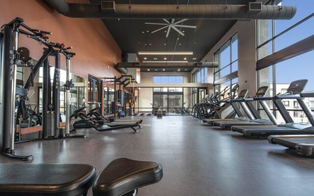 Global Luxury Suites in Menlo Park