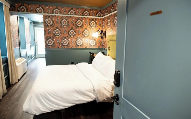 The Gas Lamp Hotel - Davy Suite