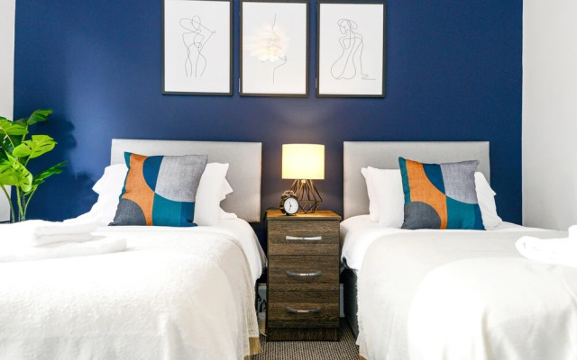All Saints Apartment