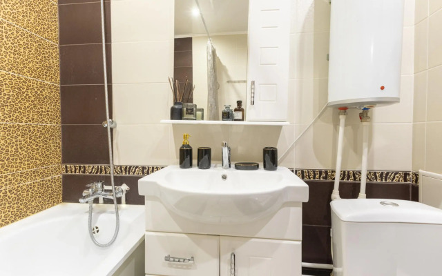 Апартаменты Комфорт на улице Адоратского 4А