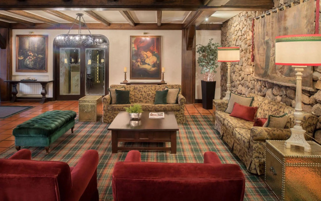 Serrazul Hotel  Distributed by Intercity