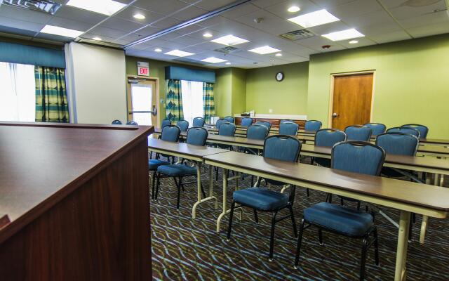 Holiday Inn Express Hotel & Suites Winchester by IHG